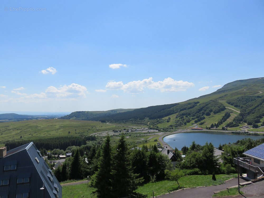 Appartement à BESSE-ET-SAINT-ANASTAISE