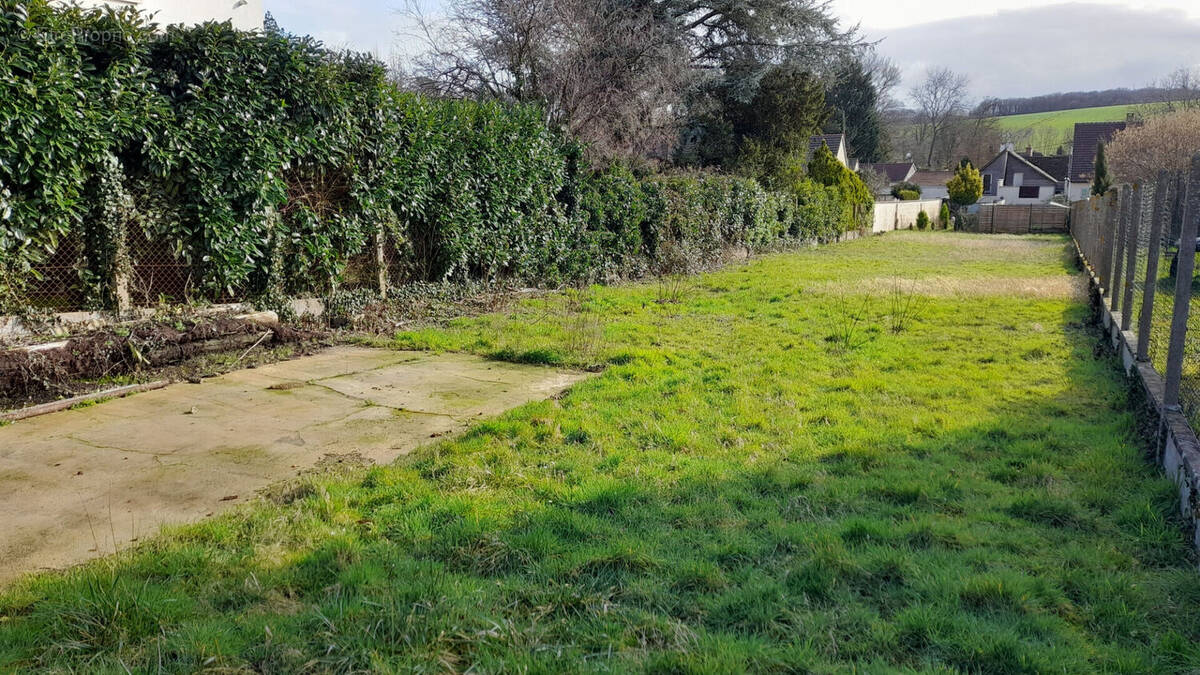 Terrain à SAINT-ARNOULT-EN-YVELINES