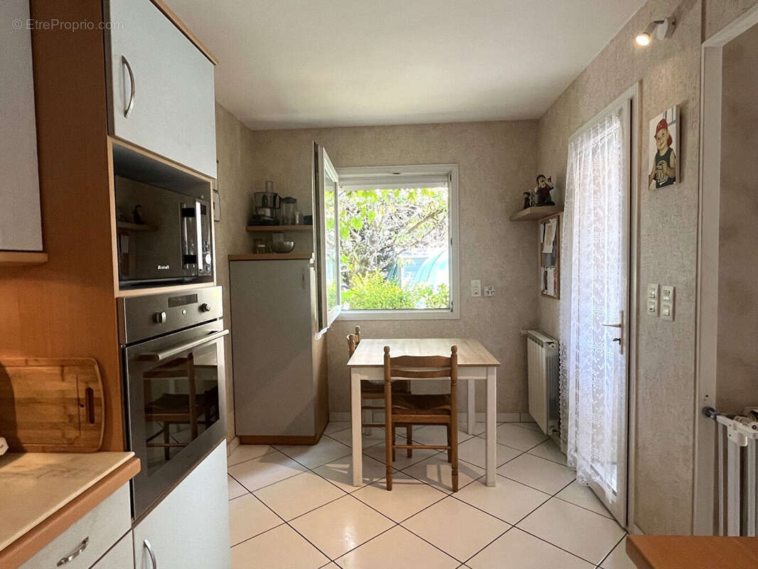 Maison Lescar 5 pièce(s) 135 m2 sur 700m² - photo 6