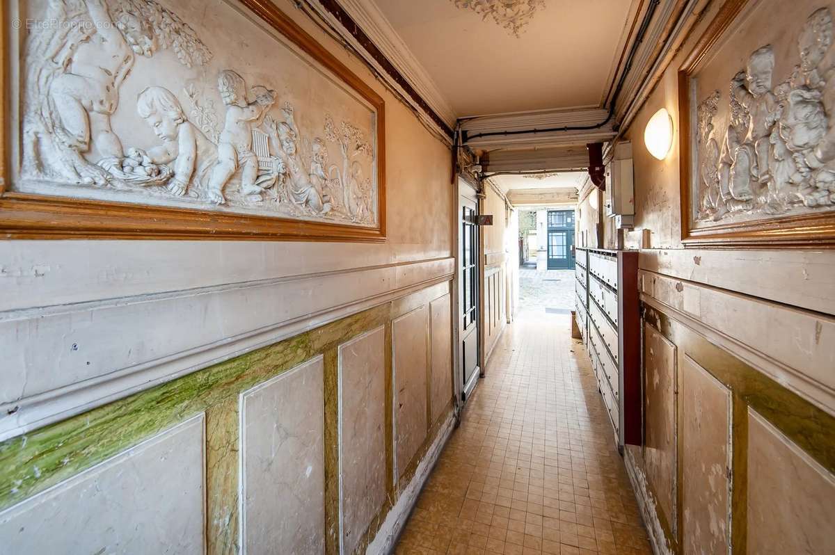 Appartement à PARIS-20E