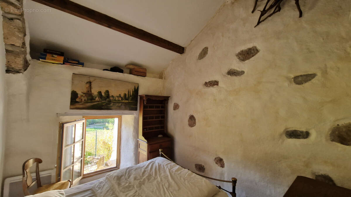 Maison à SAINT-MAURICE-NAVACELLES