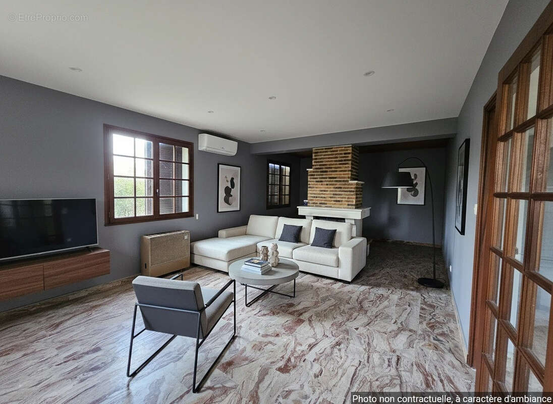 Maison à POUILLY-SUR-SAONE