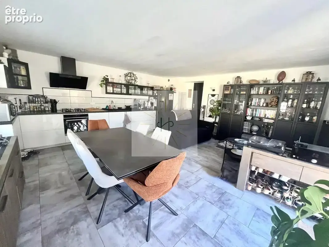 Maison 7 pièces 168 m² à vendre à Lapalud (84840) - photo 3