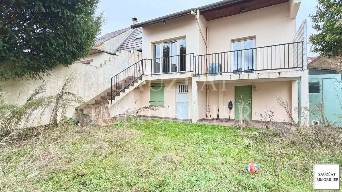 Maison à BAGNEUX
