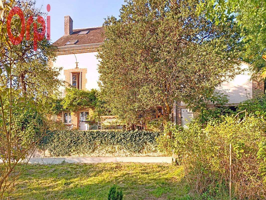 Maison à VILLECHAUVE