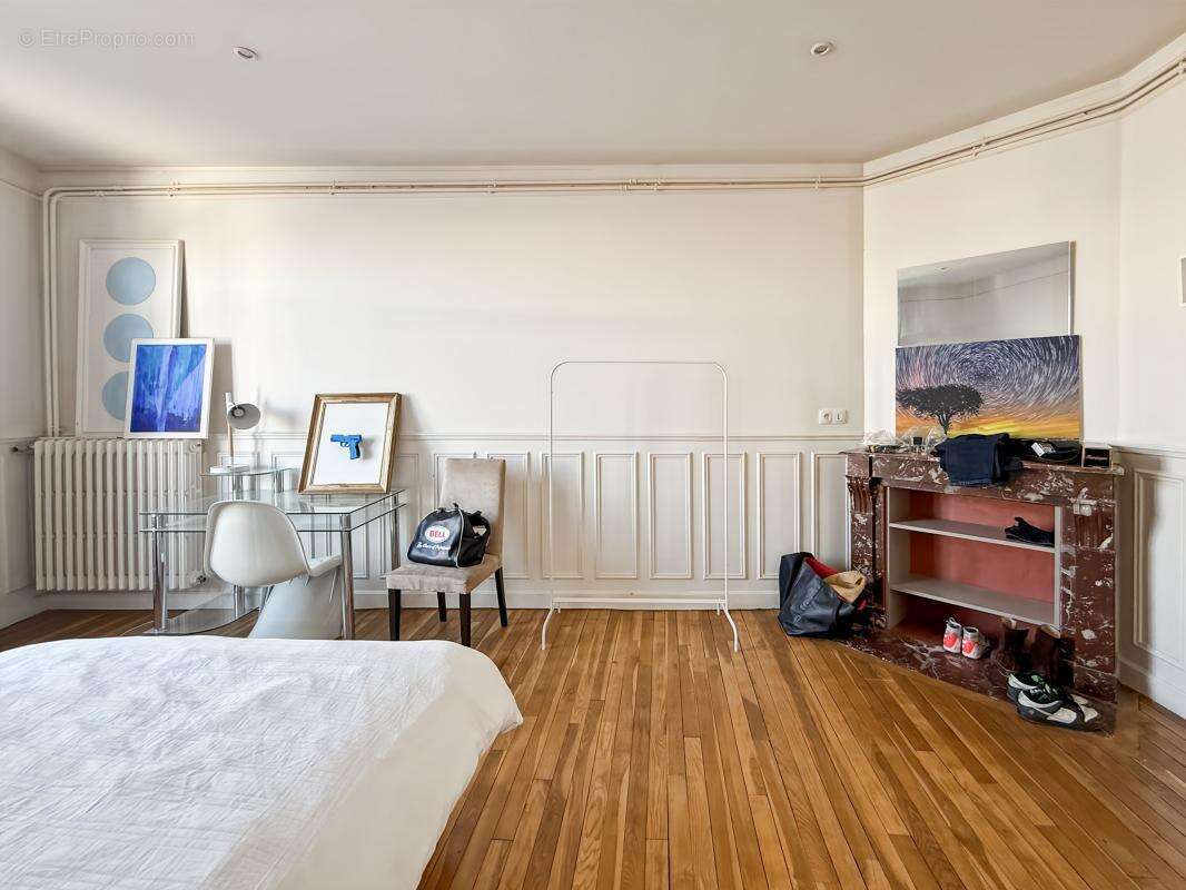 Appartement À Vendre T3 78m2 Hyper Centre de Reims - photo 7