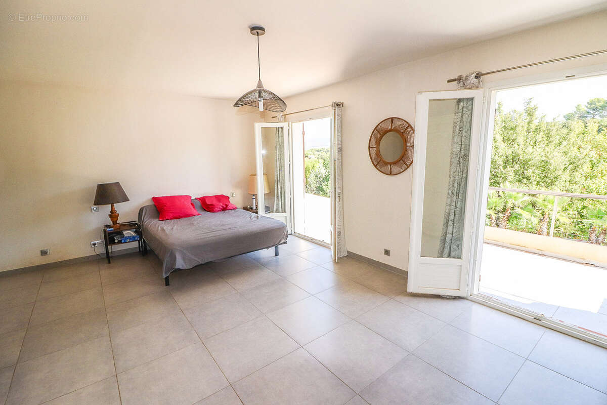 Maison à DRAGUIGNAN