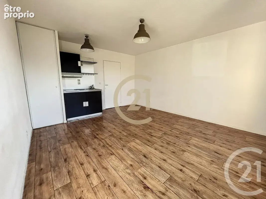Appartement 1 pièce 25 m² à vendre à Sens (89100) - photo 3