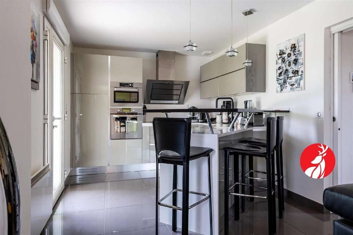 Maison à NOISY-SUR-ECOLE