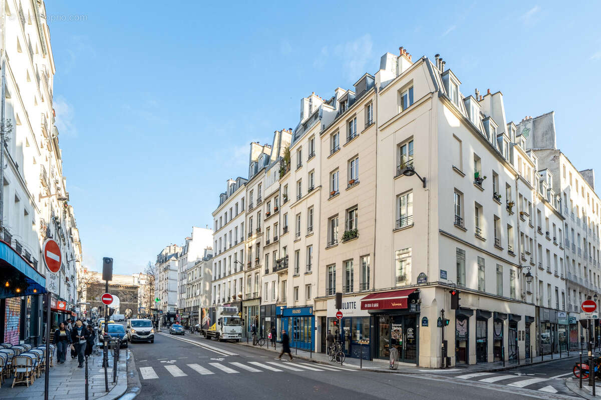 Appartement à PARIS-3E