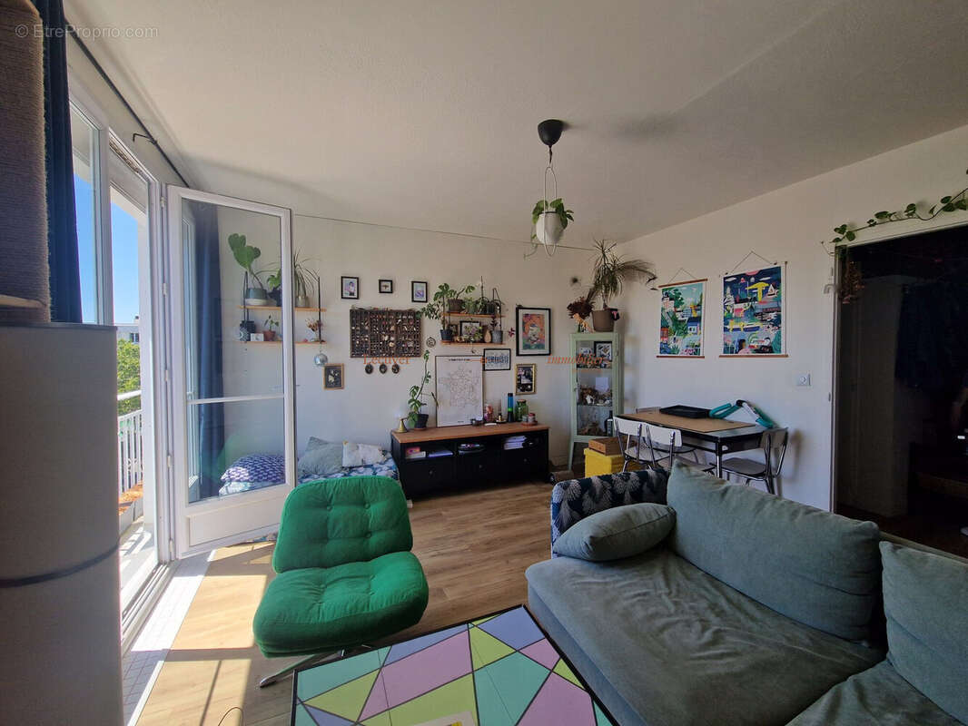 Appartement 61 m² à Reze  - photo 4