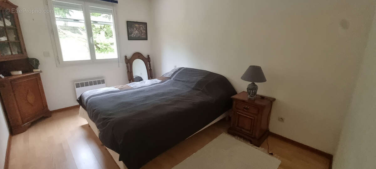 Maison à PONT-SUR-YONNE