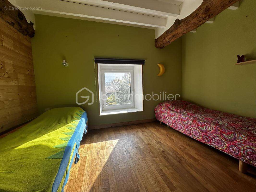 Maison à SAINT-SEVER-CALVADOS