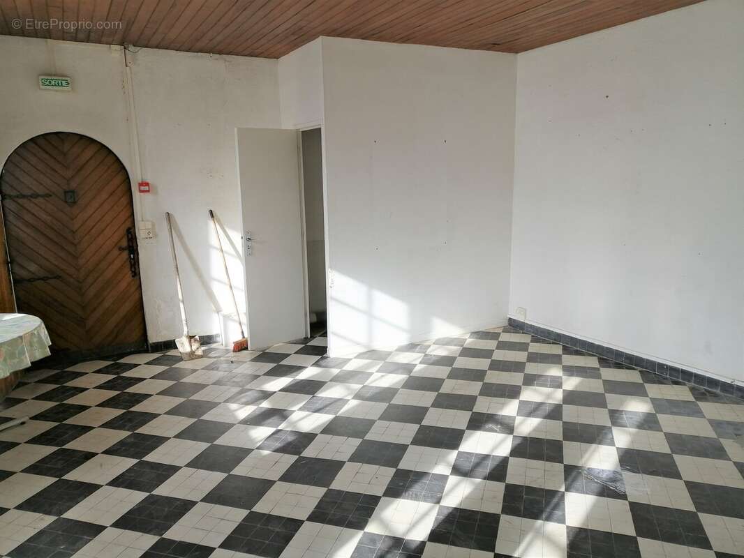 Appartement 350 m² à Nouzonville  - photo 110