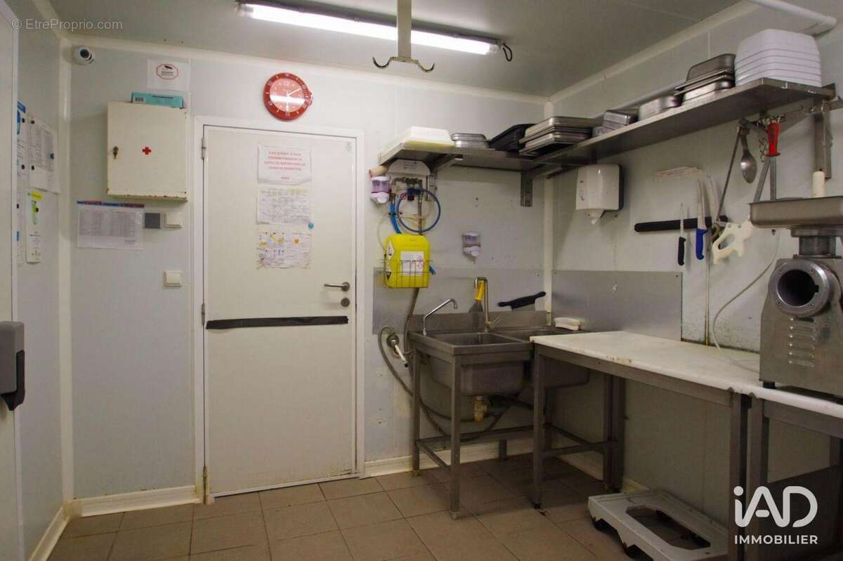 Photo 4 - Commerce à MERU