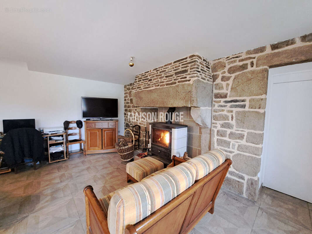 Maison à SAINT-POTAN