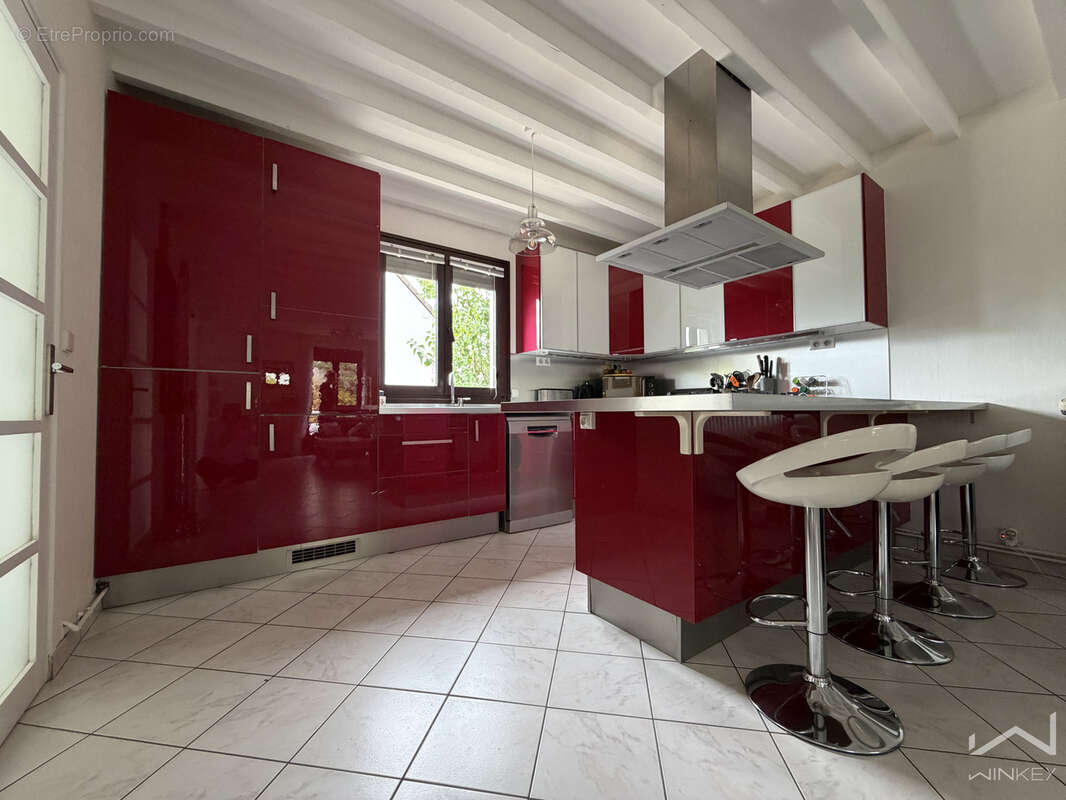 Maison familiale 5 chambres à Issou - photo 13
