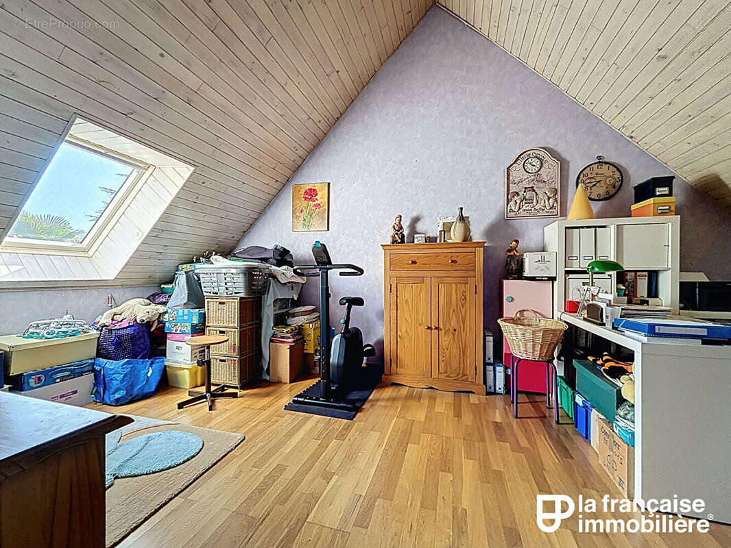 A VENDRE - Domaine Cicé Blossac - propriété 7 pièces - photo 16