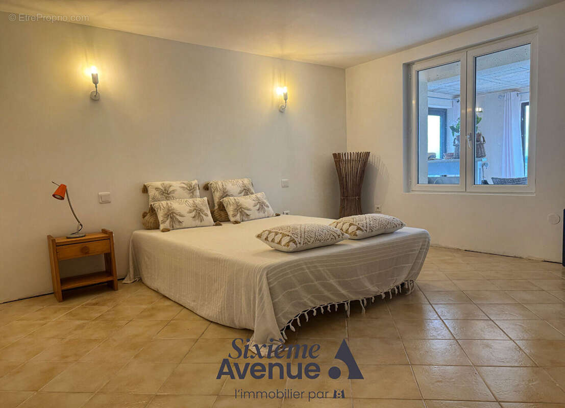 Maison à L&#039;HONOR-DE-COS