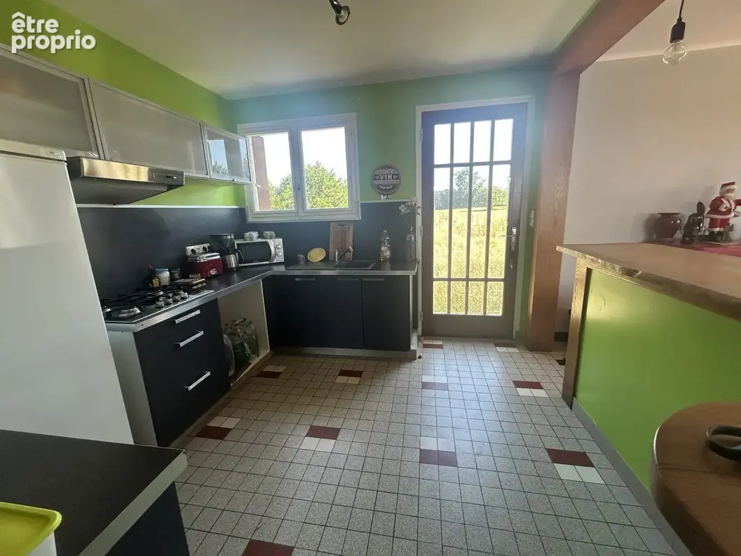 Maison 81 m² à Pont-D'ouilly  - photo 3