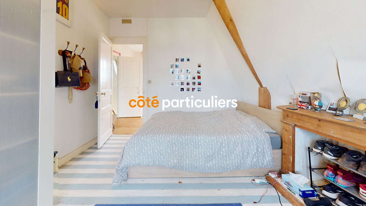 Maison à DONVILLE-LES-BAINS