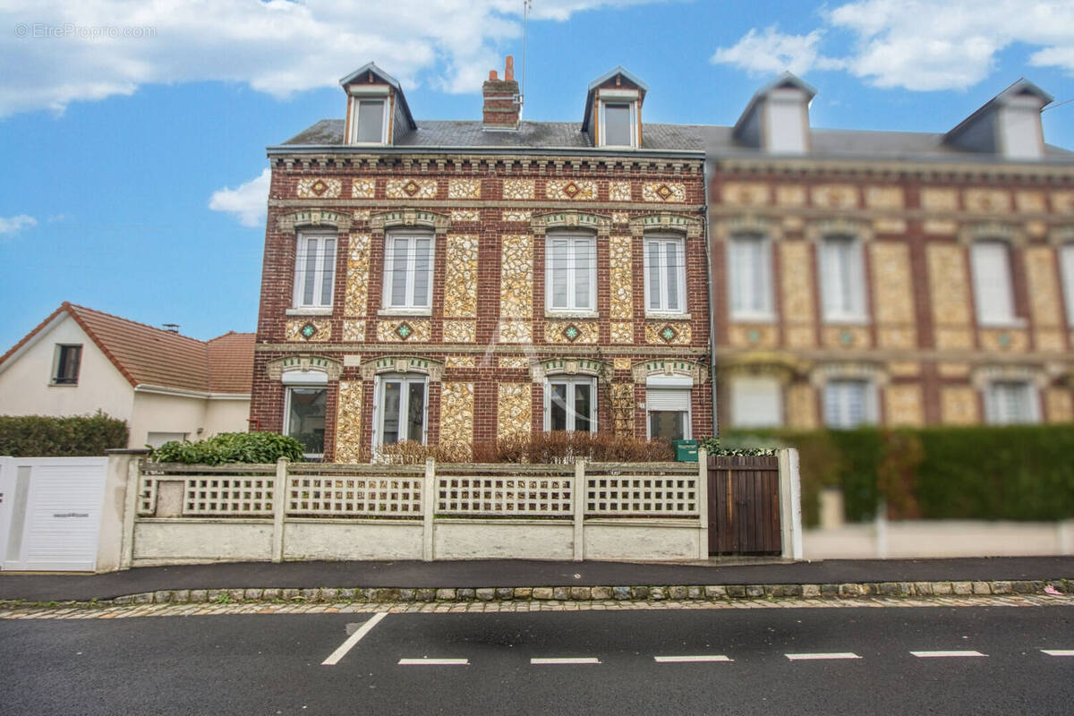 Maison à LE GRAND-QUEVILLY