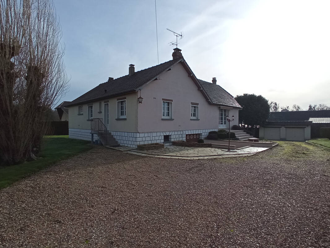 Maison à LE NEUBOURG