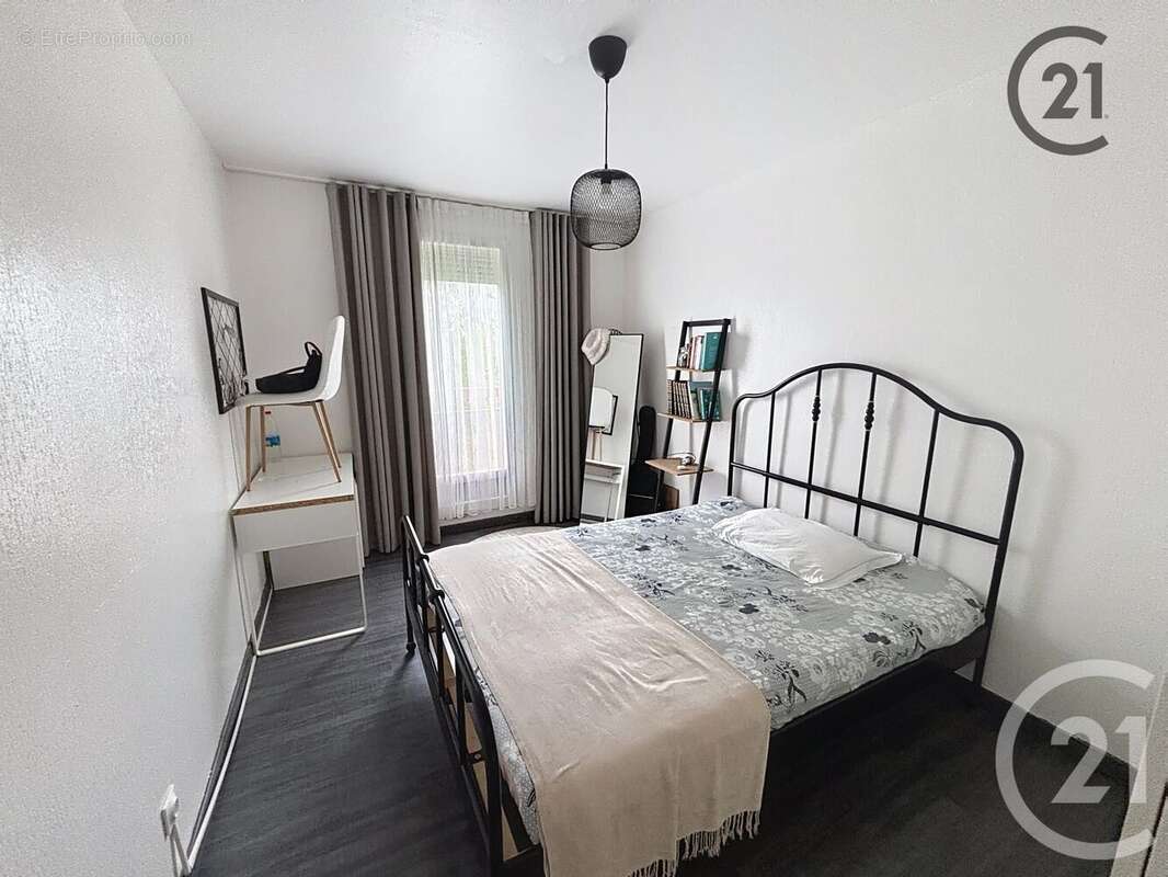 Appartement à MIGENNES