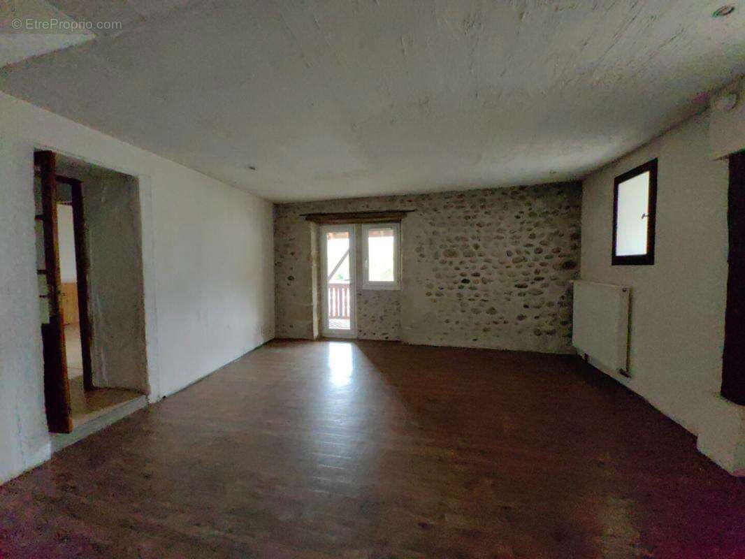 Maison à L&#039;ALBENC