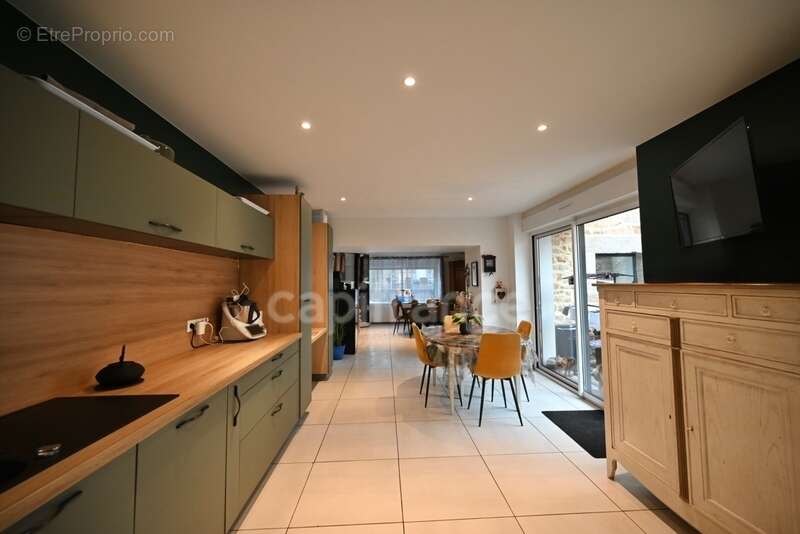 Maison à CAVAN