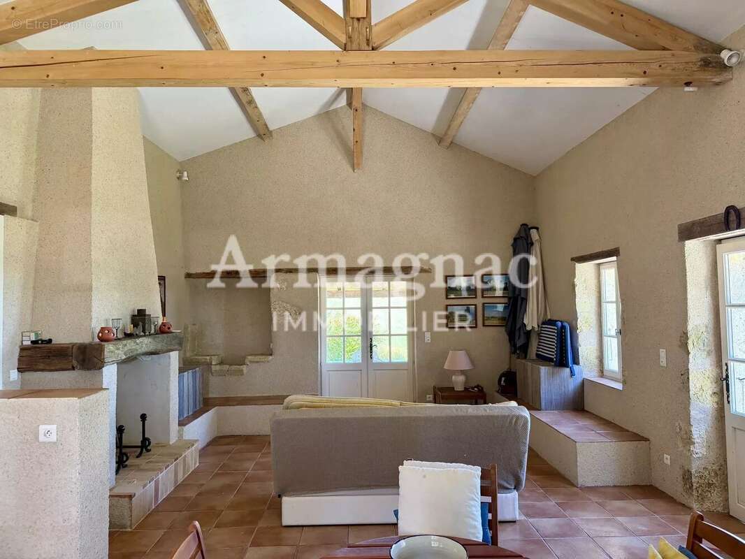Maison en pierre avec piscine - photo 5
