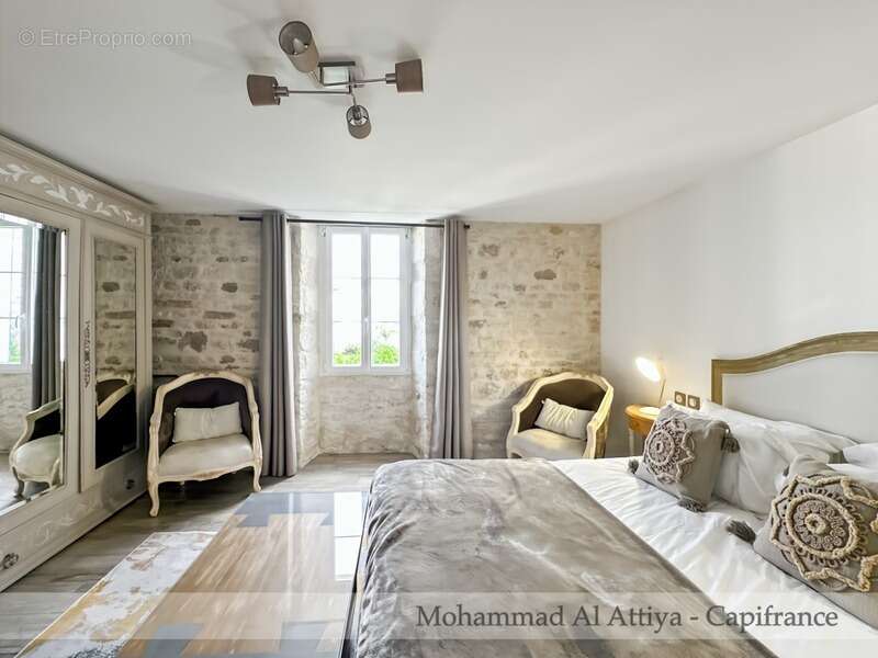 Magnifique propriété familiale avec gîte, studio et piscine à quelques minutes de La Rochelle (17) - photo 8