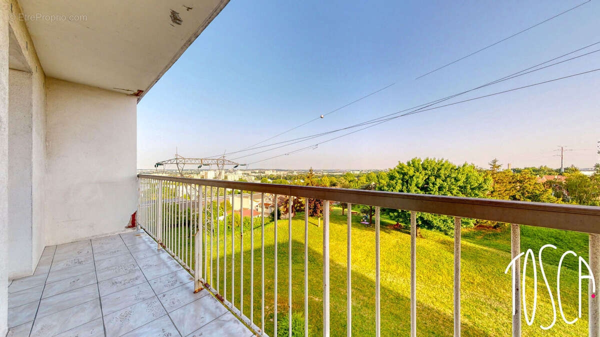 Appartement à THIAIS