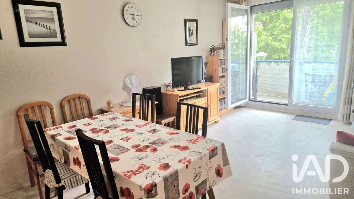 Photo 3 - Appartement à JOUY-LE-MOUTIER