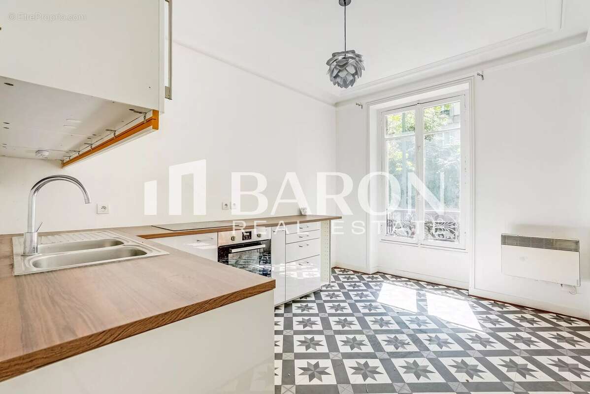 Appartement à CLICHY