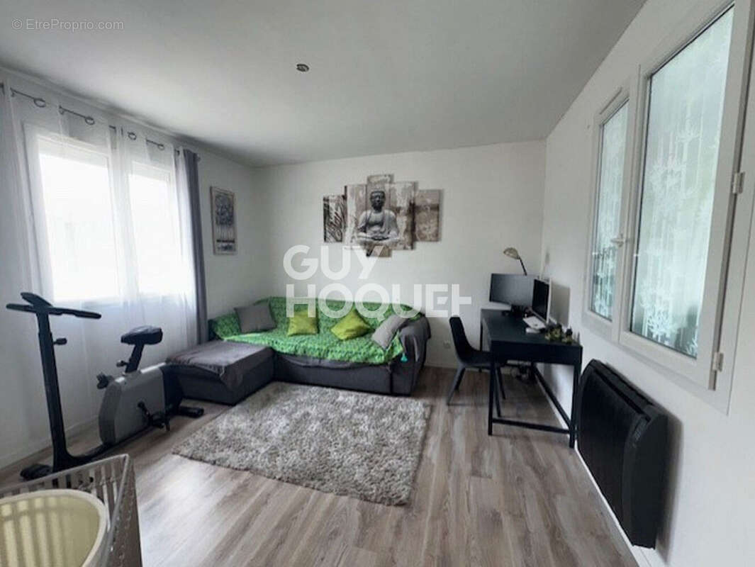 Maison à LE MEIX-SAINT-EPOING