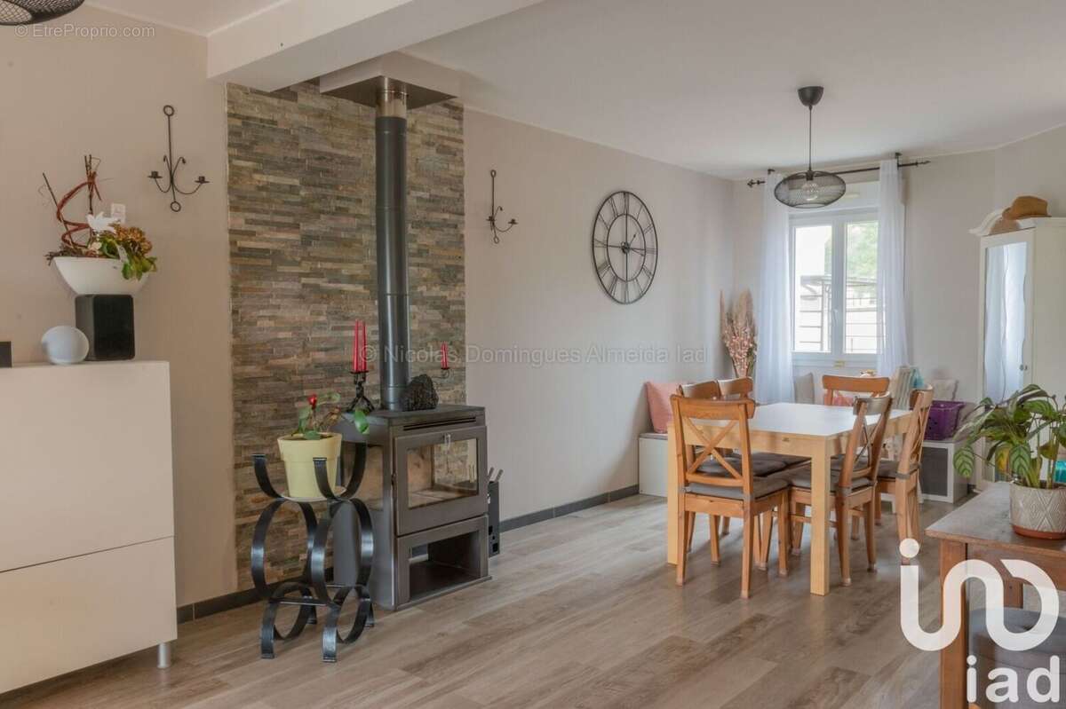 Photo 2 - Maison à LARDY