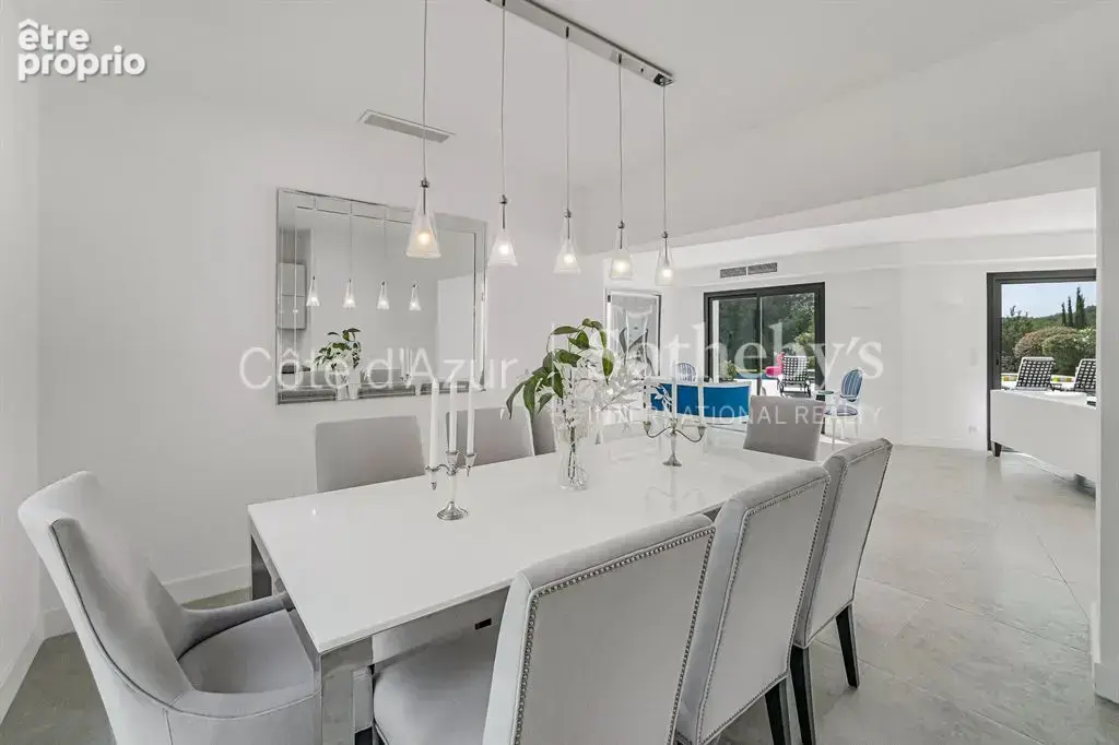 Mougins Les Parcs de Mougins, villa contemporaine rénovée sur un vaste terrain paysager - photo 12