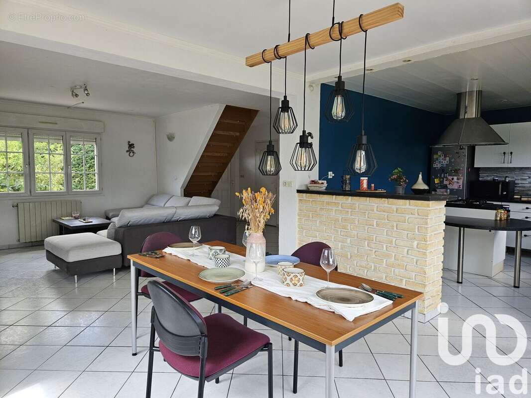 Maison 161 m² à Marville-Moutiers-Brule  - photo 4