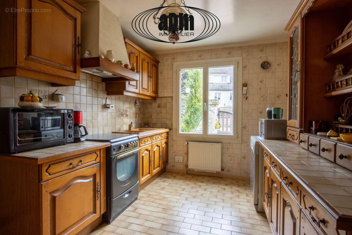 Maison à COULOMBS-EN-VALOIS