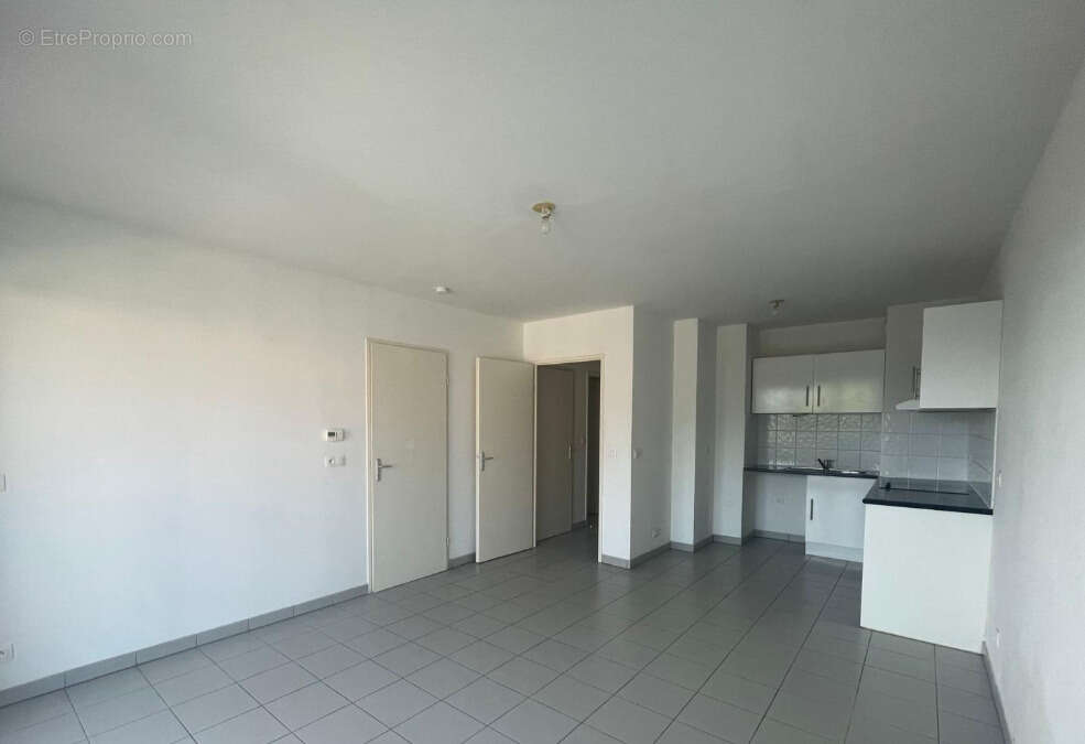 Appartement à JUVIGNAC