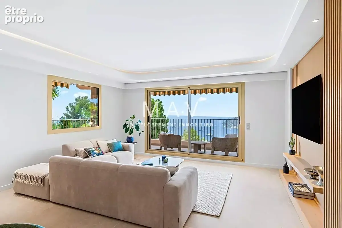 Villefranche-sur-mer/ appartement villa 3 pièces au calme luxueusement rénové terrasses jardin vue mer panoramique piscine - photo 38