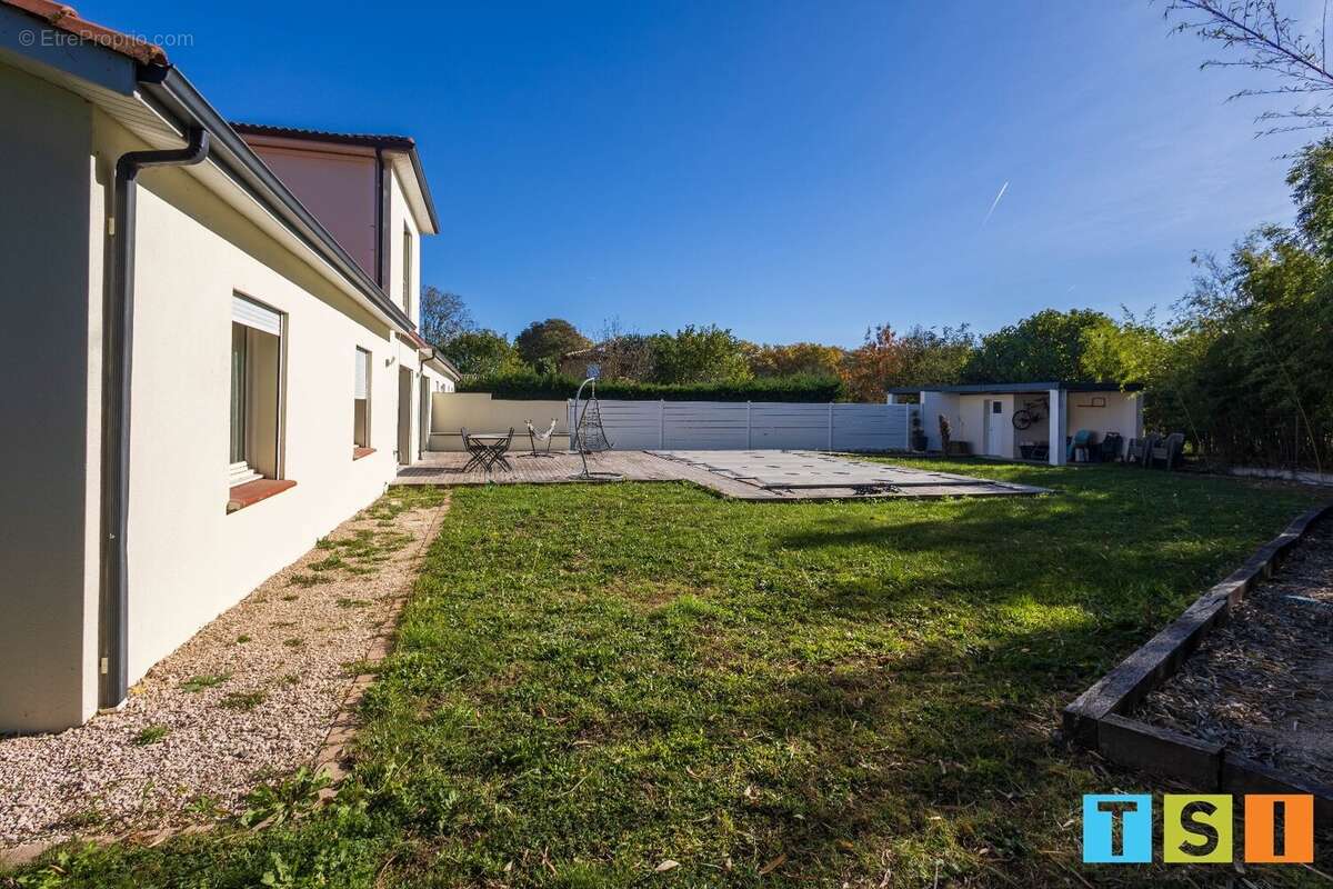 Maison à MARTRES-TOLOSANE