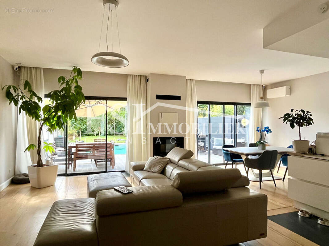 Maison à SAINT-LEU-LA-FORET