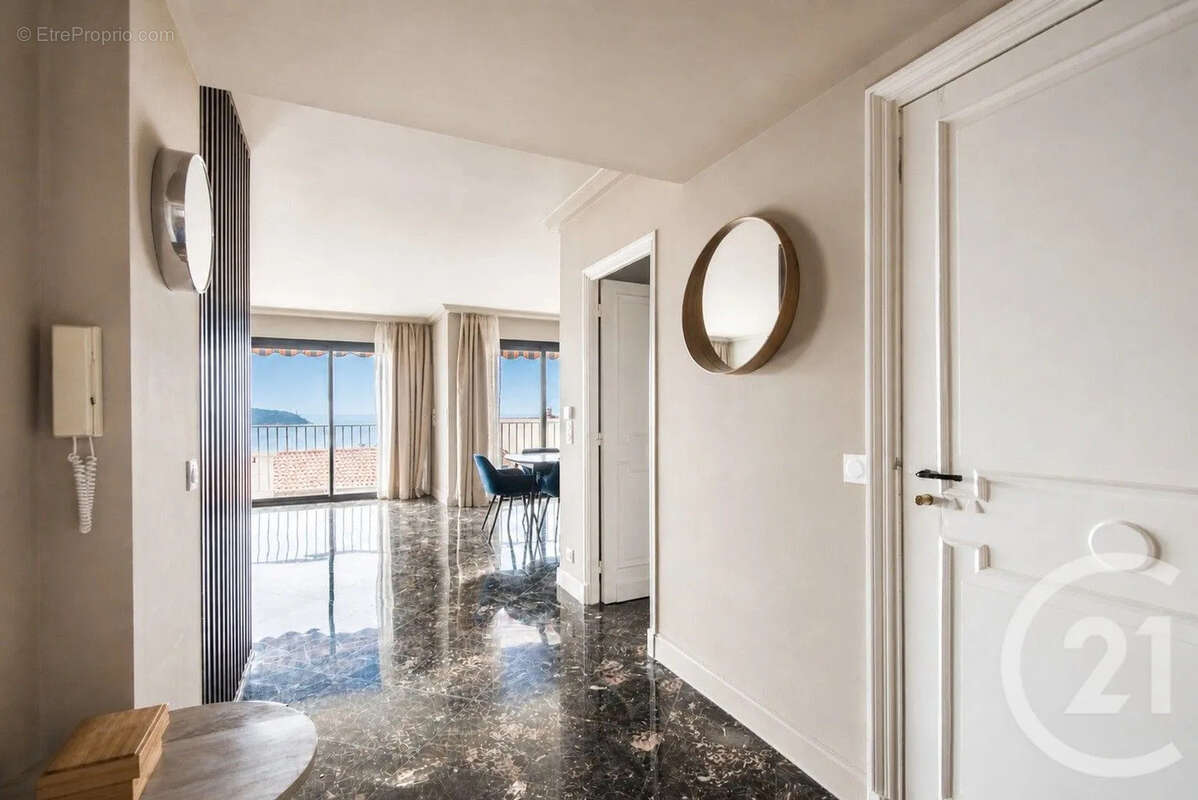 Appartement à VILLEFRANCHE-SUR-MER