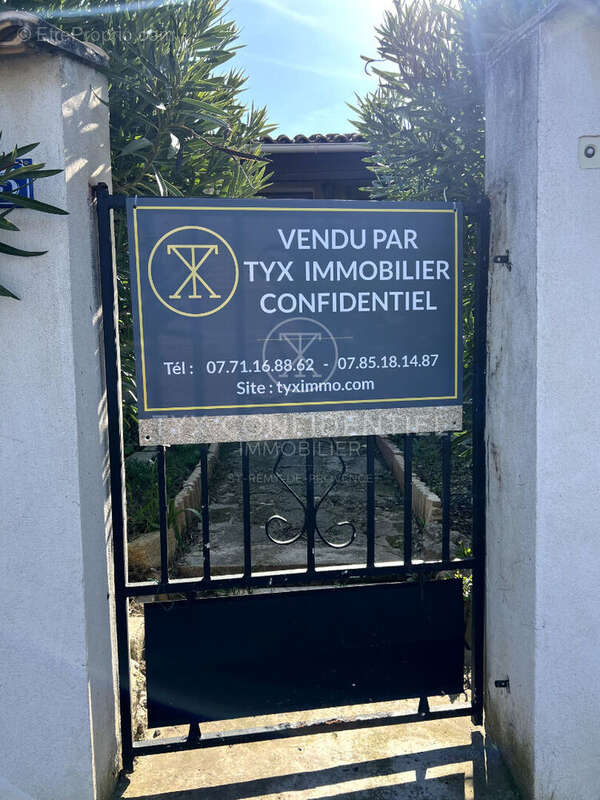 Maison à EYRAGUES