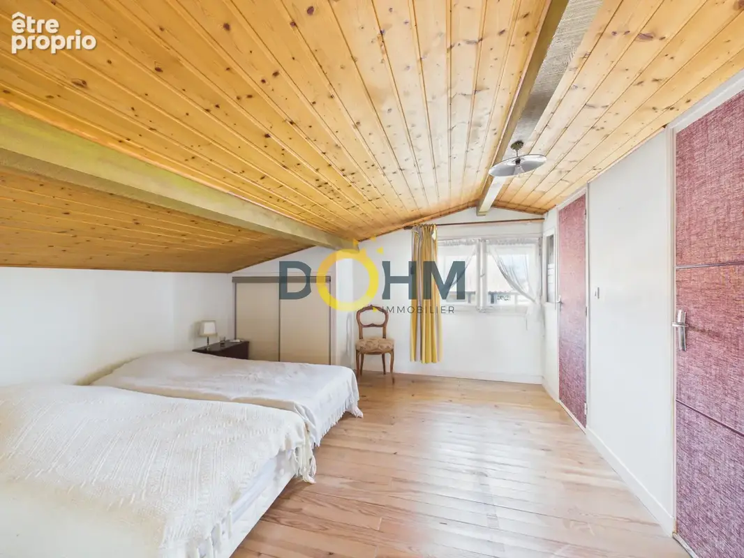 Brioude centre-ville   Maison de 146 m2 sur parc arboré de 1 317 m2 - photo 21