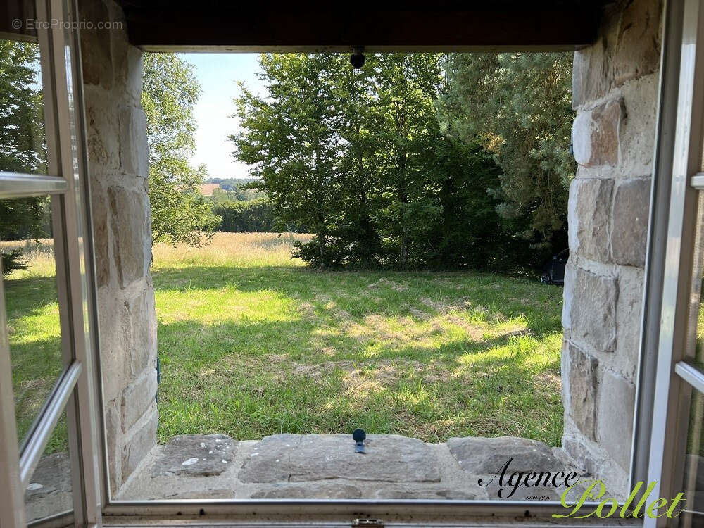 Maison à AUBIGNY-SUR-NERE