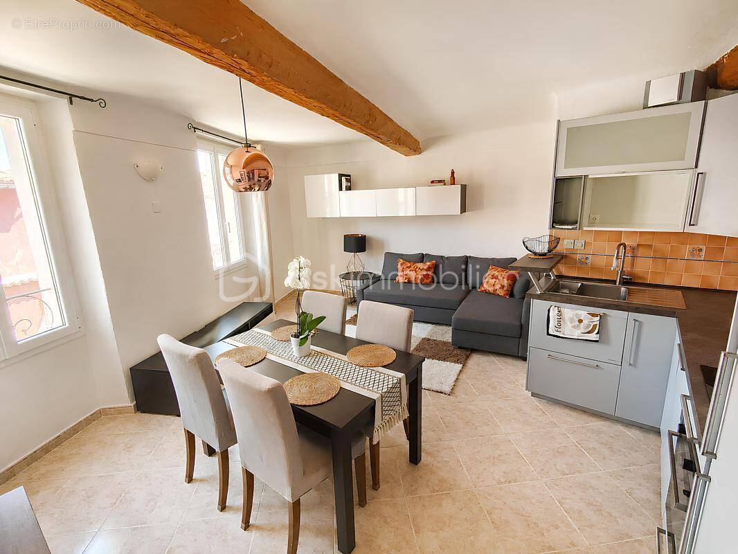 Appartement à OLLIOULES