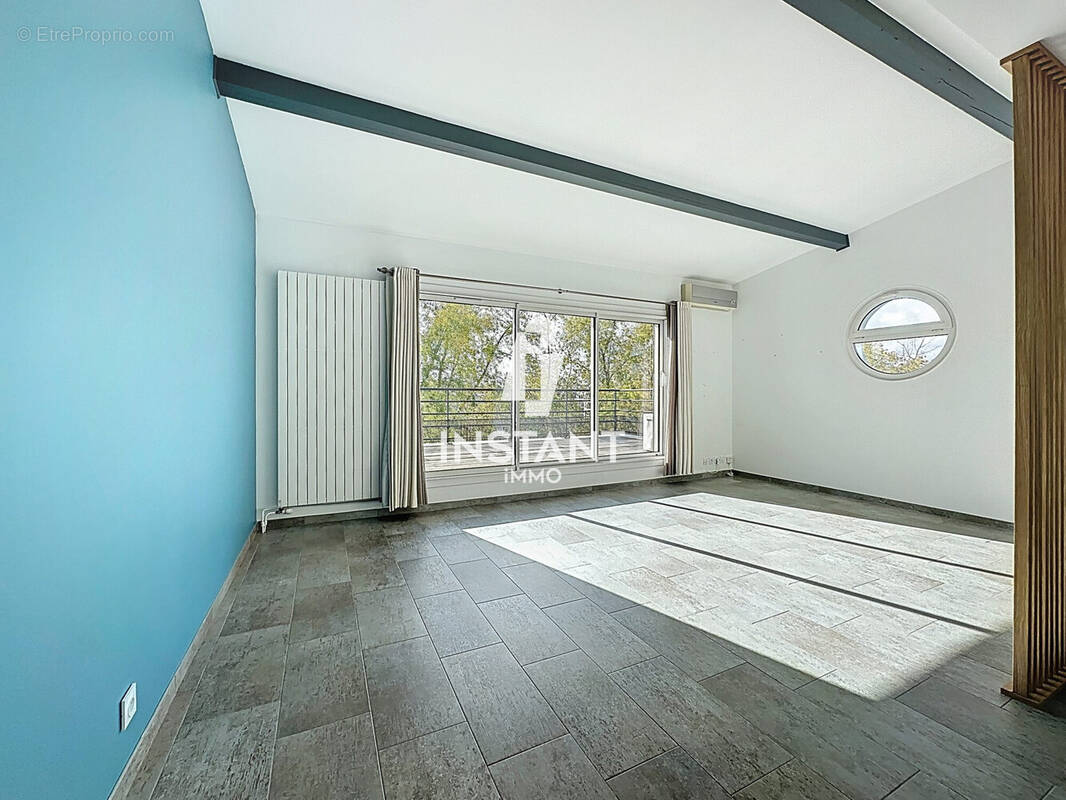 Appartement à MAISONS-ALFORT